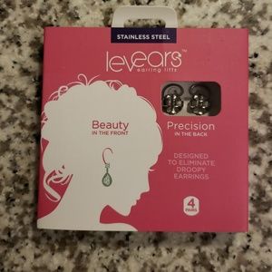 Levears earring lifts